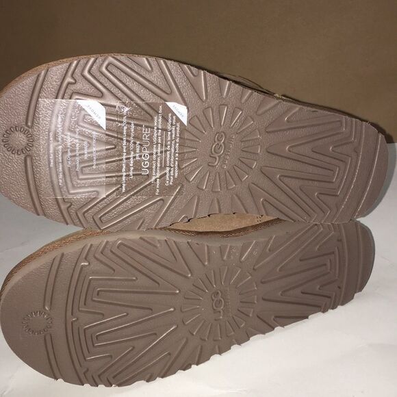 UGG BOOT WOMENS SHOES SZ 5 New - Picture 4 of 9